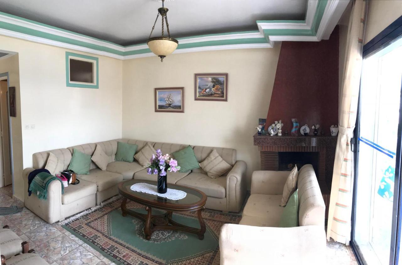 Palm Apartment *